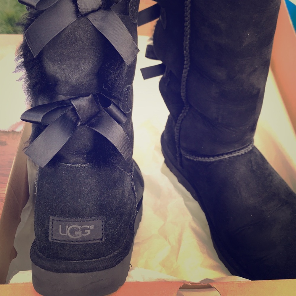 Blank bow ugh boots